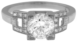 Platinum diamond antique ring