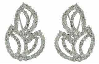 14kt w/g diamond earrings