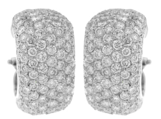 18kt white gold pave set diamond earrings