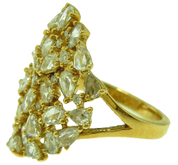 18kt yellow gold round and rose cut diamond fashion ring.