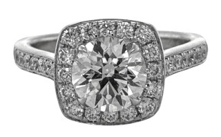 18kt white gold diamond halo engagement ring
