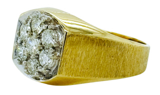Gents 14kt yellow gold cluster diamond ring