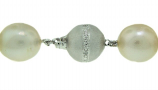 Strand South Sea pearl necklace