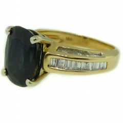 14 kt yellow gold sapphire and diamond ring