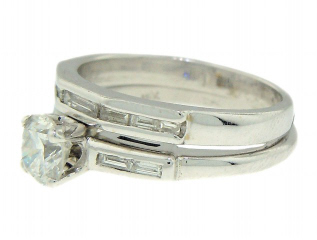 18kt white gold diamond engagement ring & wed. band