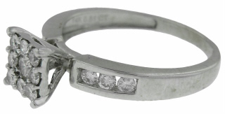 14kt white gold diamond ring